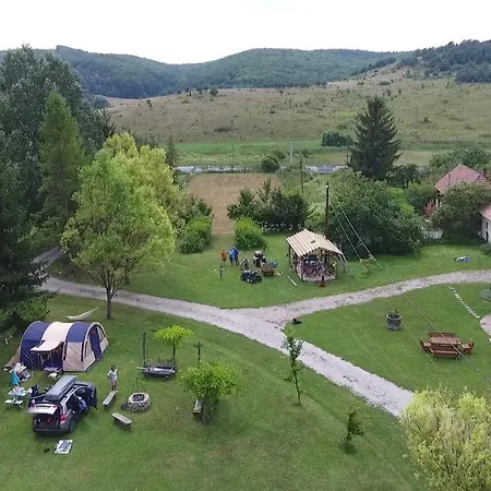 Panzio-kemping Bed & Breakfast Bekolce